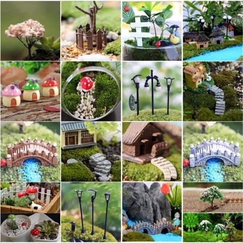 Cute Mini Village House Miniature Garden Mini Bridge Stairs Craft Figurine Plant Pot Garden Ornament Miniature Fairy Garden