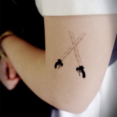 Attack On Titan Shingeki no Kyojin three dimensional maneuver gear cosplay sword Animation Cartoon tatoo tattoo Sticker XR045