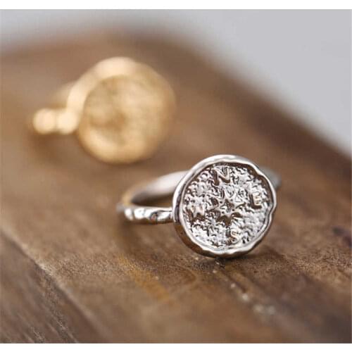 Boho Gold Color Hammered Travel Wanderlust Compass Ring Vintage Best Friends Rings for Women Graduation Gift Friendship Jewelry