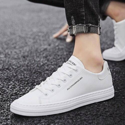 2020 Mens Casual Shoes 2020 New Fashion Mens Outdoors Comfortable Breathable Shoes Men Sneakers Men Sneakers