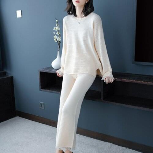 Autumn Winter Womens Pant suits New loose pullover sweater+Wide-leg Pants Knit Suit Fashionable Two-piece Suit Womens Sets