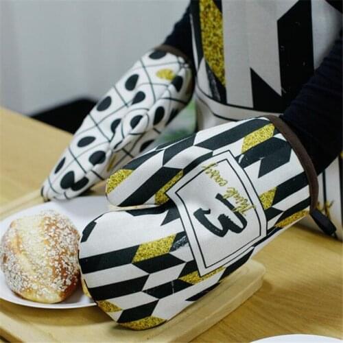 Microwave Oven Mitts Kitchen Gloves Anti-scalding Gloves Heat Resistant Thicken Glove Bakeware Kitchen Baking Tools