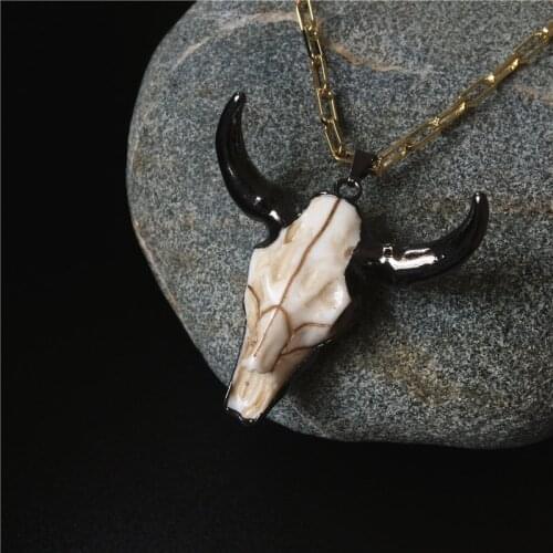 FUWO Longhorn OX Head Pendant With Black Gun Plated High Quality Gold Brass Charm Vintage Western Jewelry Wholesale NC096