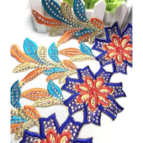 AB rhinestone applique Embroidered Sewing On Patch Flower Iron On Patch Stickers For Clothes Badge Sewing Fabric