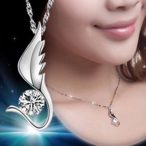 Angel Wings Pendant Necklace Round Cross Chain Temperament Fashion Eight Heart Eight Arrows Necklace Female Necklace Pendant