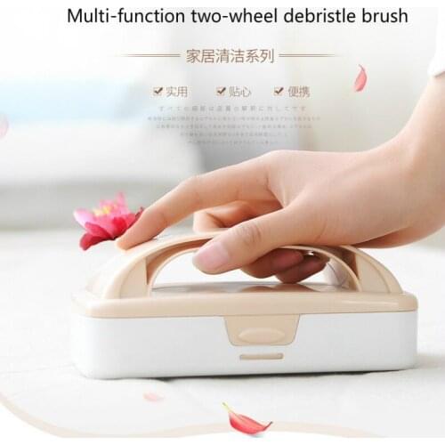 Japan Multi-function Double Wheel Electrostatic Clothes Brush Brush Brush Brush Brush Bed Sheet Dedusting Pet Hair Brush