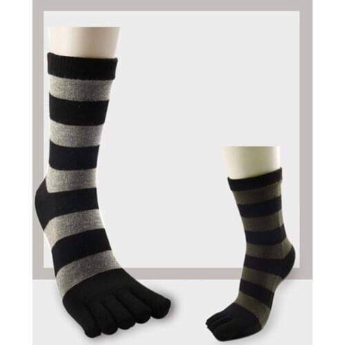 Cotton Business Thick Winter Five-finger Socks Simple Leisure Breathable 5 Toe Socks Men Stripe Black Mid Tube Toe Socks MKB007