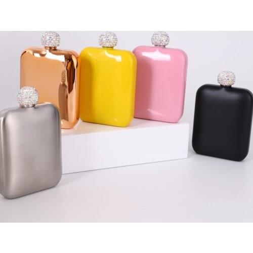 Ladies Portable small hip flask 304 stainless steel flagon full diamond cover mini madam whiskey wine bottle