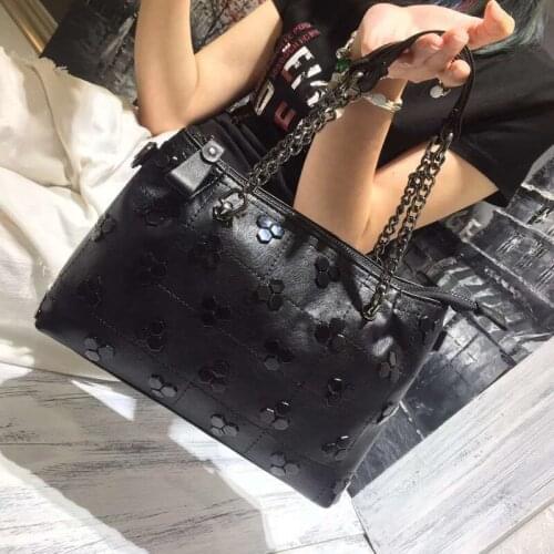 Ladies bag 2018 handbags new fashion rivet chain Messenger bag casual bag main female shoulder bag wholesale NB167