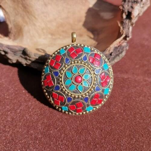 50mm 2pcs Handmade Ethnic Tibetan Buddha Big Large Pendant Mala Buddhist Yoga Charm Pendants for Women Nepal Bohemian Jewelry