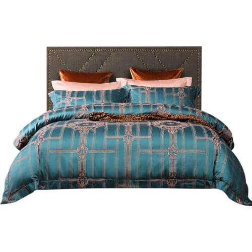 Caiyitang 4 pieces smooth soft stain like 100% cotton bedding set King Queen size embroidery bed sheet printing duvet cover set