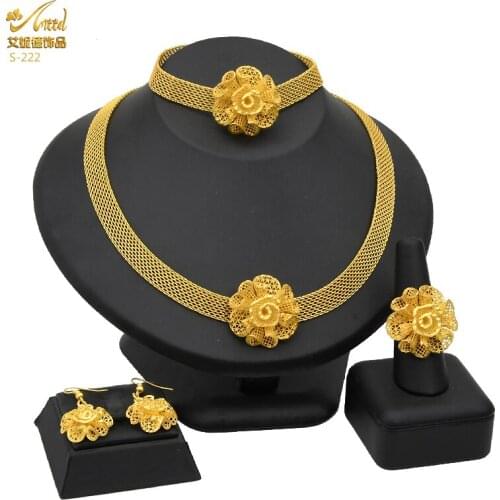 Indian Chokers Wedding Jewelry Sets Gold Color African Necklace Bracelet Earrings For Women Dubai Nigeria Jewellery Wife Gifts