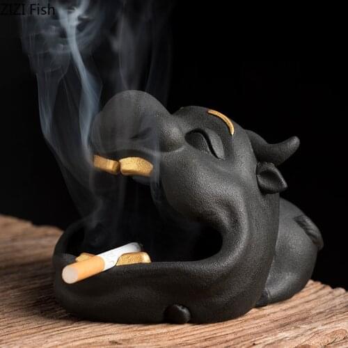 Creative Cute Animal Ashtray Large Capacity Household Anti Fly Ash Car Ceramic Cartoon Pig Ashtray Home Decor Gift for Boyfriend