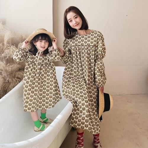 2021 Mother And Daughter Parent-Child Girl Spring Long Sleeve Round Neck Floral Puff Sleeve Dress