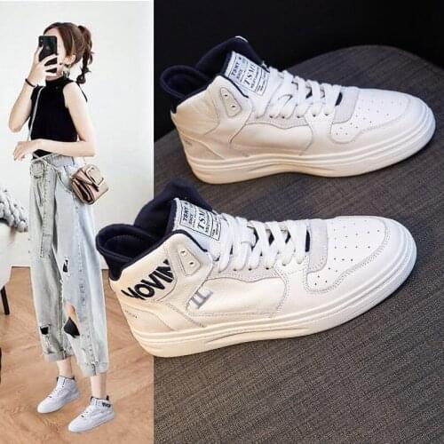 Womens Sport Shoes Real Soft Leather White Shoes Sneakers for Women Flat Korean Style Casual Skateboarding Shoes Female