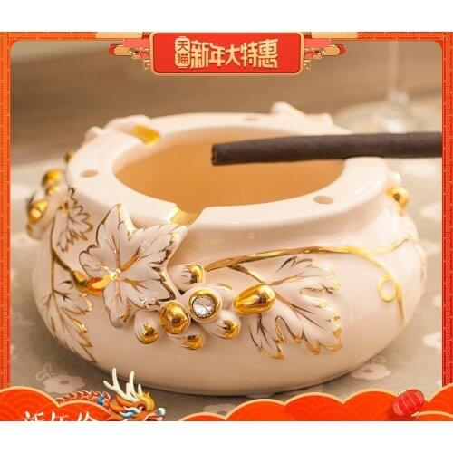 European-style ceramic ashtray wind-proof creative large personality decoration living room tea table bar KTV ornaments