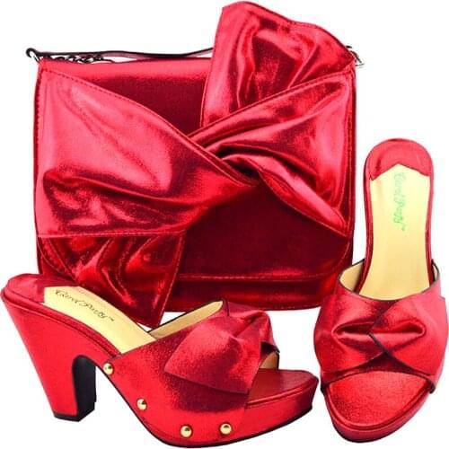 Red Color Nigerian Slippers with Matching Bag for Women Noble Shoes and Bag Set African Ladies Wedding Shoes