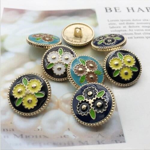 2 Pcs/Lot Clover Flower Pattern Metal Buttons 22mm Suit Sweater Decoration Accessories DIY Clothing HS201010-9