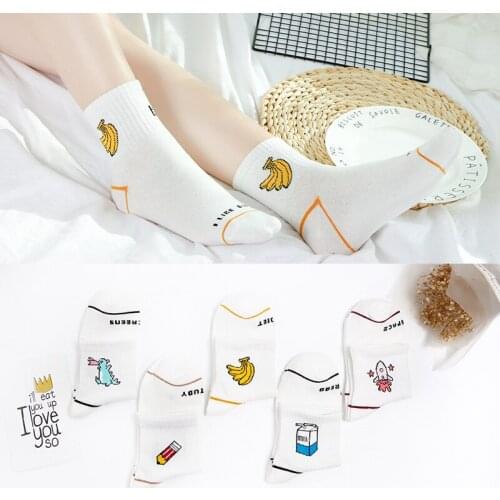 2021 New Cartoon Womens Breathable Cotton Socks Cute Bear Lovely Animal Pattern Girl Sock Combed of Pure Cotton Female Socks