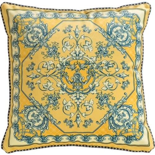 Floating American European Entry Lux British Pillow Custom Luxury Sofa Back Cushion Bedside Throw Pillowcase