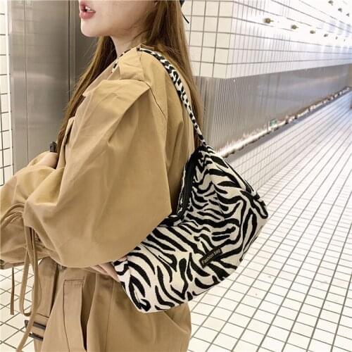Zebra Pattern Shoulder Underarm Bag For Women Vintage Korean Small Purse Handbags 2022 New All-Match Chic Women Square Bags 228