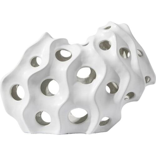 Black and White Openwork Special-Shaped Ceramics Sample Room Decorations Light Luxury Soft Wear Pairing Ornaments