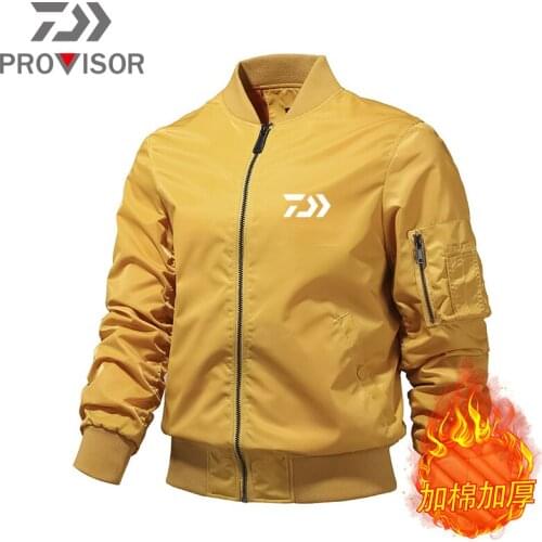 Winter DAIWA Mens Softshell Jacket Autumn Streetwear Tactical Bomber Windbreaker Jackets Men Hooded Fishing Windproof Coats
