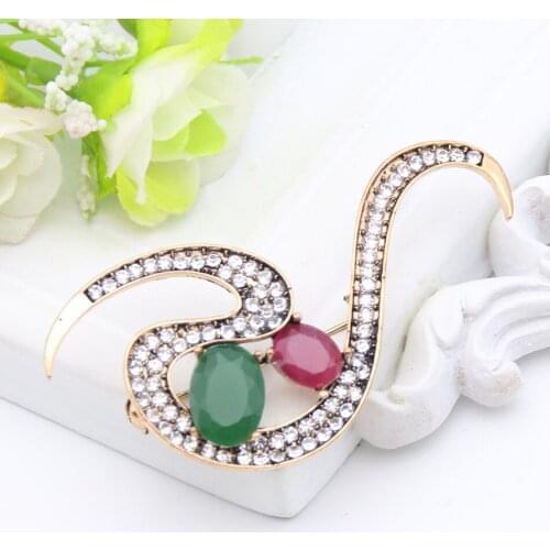 Vintage Turkish Women Resin Flower Brooch Pin Flow Line Design Ethnic Jewelry Antique Gold Color Indian Lapel Hijab Scarf Pin