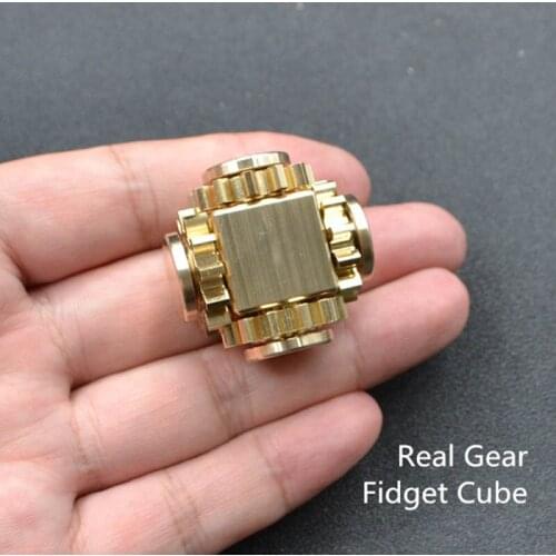 ZK30 Sprockets Flywheel Fingertip Gyro Sprockets Chain EDC Metal Toy Gear Chain Gyro Drop Ship Sproket Roadbike Spinner Tools