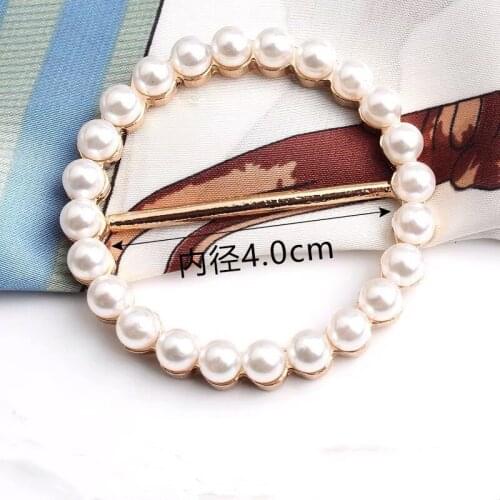 Button T-shirt Clothes Buckle 2021 High-end Fashion Pearl Corner Knotted Shirt Adjustable Waist
