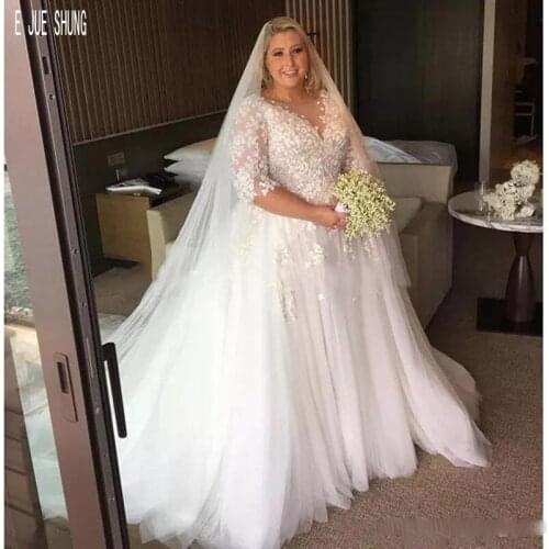 E JUE SHUNG Charming Plus Size Wedding Dresses Half Sleeves Sheer O Neck Lace Up Back Appliques Bridal Dresses vestidos de novia