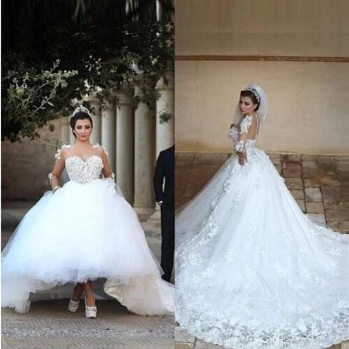 Hot Long Sleeves Scoop Neck Lace Wedding Dresses Covered Button Applique Bridal Gowns See Through Backless Wedding Gown