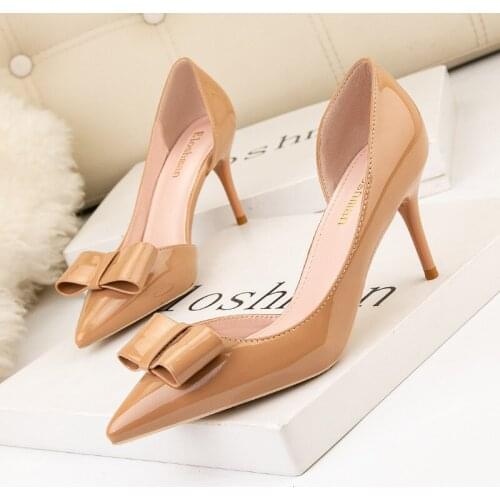 WomenS New 2021 Korean Edition Fashion Commuter Career Thin Heels High Heels Patent Leather Hollow Out Sexy Thin Bow Heels