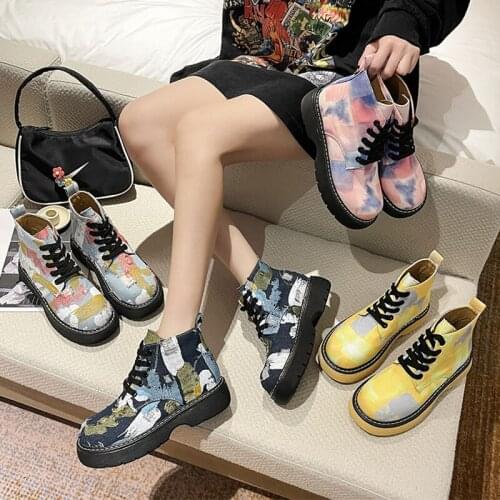 Womens Ankle Martin Boots Female Flat Platform Round Toe Lace Up Mixed Color Footwear Ladies 2021 New Design Personality Shoes