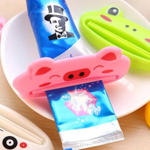Plastic Cartoon Toothpaste Dispenser Toothpaste Squeezer Tube Squeezer Easy Tooth Paste Rolling Holder Bathroom Home Accessories