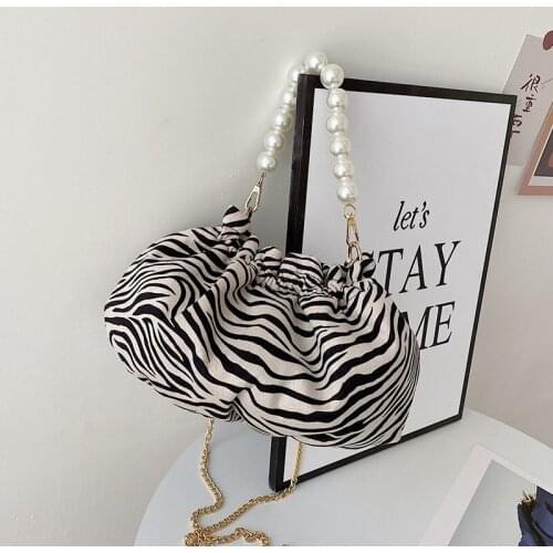 Elegant Tiger/Zebra/Leopard Pattern Mini Tote Bags For Women 2021 Sexy Nightclub Handbag Pearl Chain Hobos Luxury Designer Bags