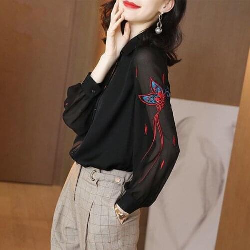 Women Spring Summer Style Chiffon Blouses Shirts Lady Casual Long Sleeve Turn-down Collar Embroidery Blusas Tops ZZ0666