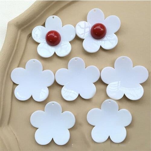 Free Shipping 30pcs 50mm White Resin Flower Charms Ornament Accessory Jewelry Girls Floral Earring Necklace Pendants