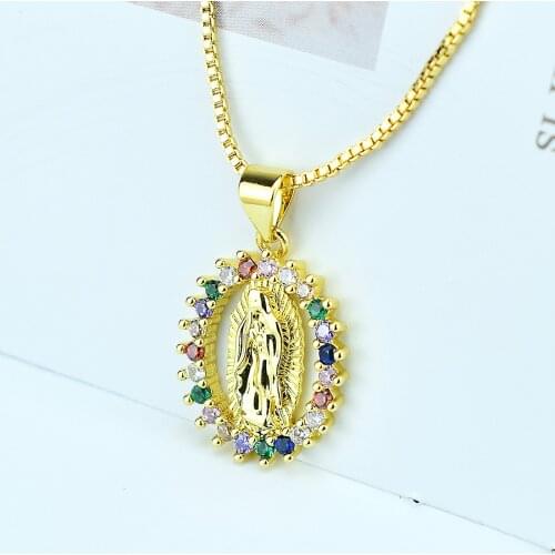 Gold Color Vermeil Virgin Mary Medallion Pendant In Round Shape CZ Pave Dainty Pendant for Women Necklace