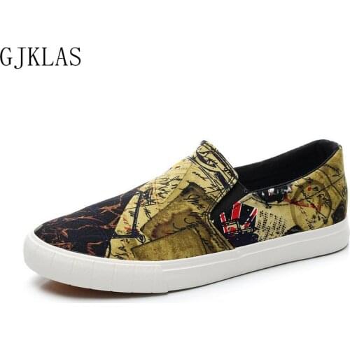 Breathable Mens Casual Shoes Loafers Men Lightweight Outdoor Comfortable Shoes Mens Shoes Color Matching Novel Canvas Shoes