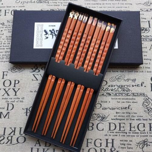 5Pairs/Lot Japanese Wooden Chopsticks Hand-Carved Tortoise Shell Red Sandalwood Chopsticks Crafts Kitchen Tableware Set Gift