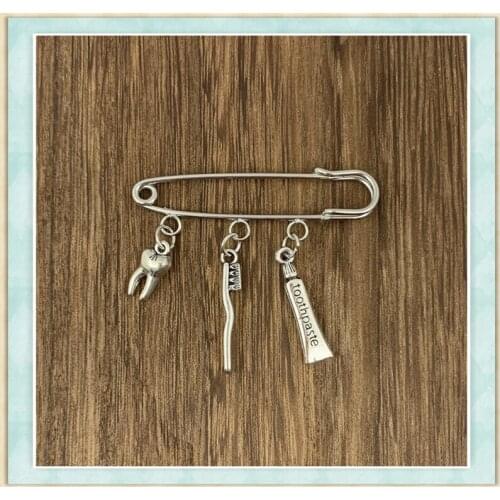 New 2020/1 piece toothbrush toothpaste dental hygienist brooch souvenir denim collar badge brooch