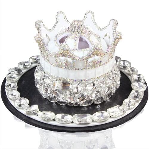 Luxury Car Ornament Crystal Crown Shape Air Freshener Dashboard Decoration Perfume Diffuser Great Gift for Women Girlfriend