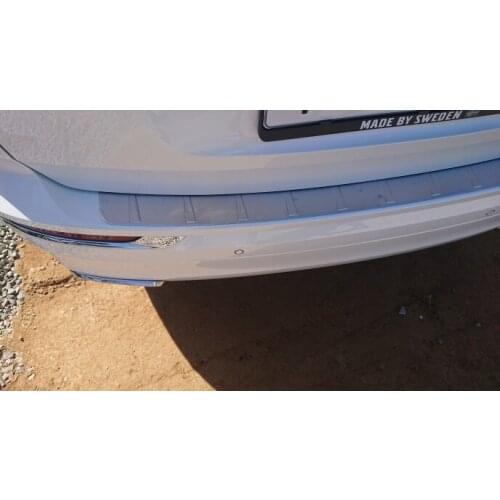 Stainless steel Rear Bumper Protector Sill Trunk Rear guard Tread Plate Trim Car styling For Volvo XC60 2018 2019 2020