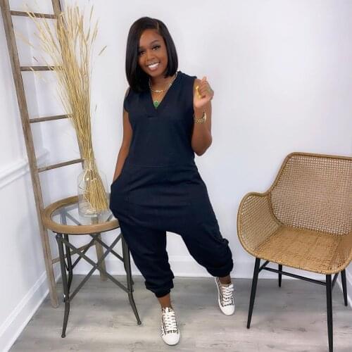 2021 New Wear Women Sleeveless Jumpsuit Loose Fit Casual Style Sexy V-neck Pocket Decoration Summer Clothing