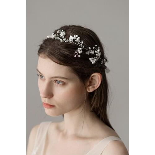 Romantic Sweetheart Bridal Headdress Alloy Leaves Pearl Crystal Rhinestone Headband for Wedding Perform Studio Travel Photo O342