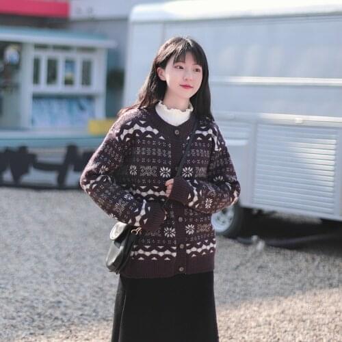 Jacquard Women Knitted Cardigan 2021 Winter Warm Coat Korean Style Female Chic Single Breasted Jumpers Jumpers Soft Tops