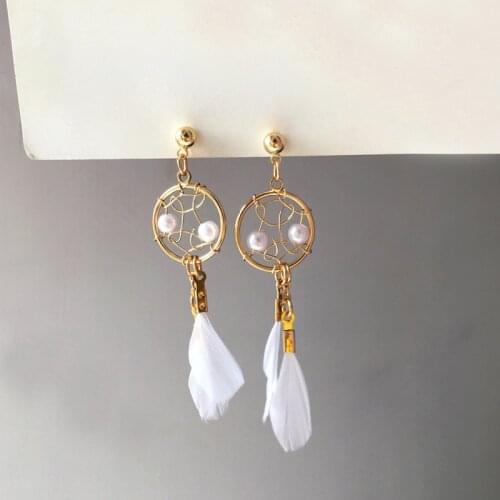 Simulated-pearls White Feather Nets Clip on Earrings No Pierced Japanese Sweet Charm Earrings