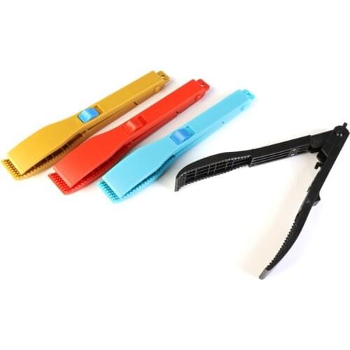 1pc Fishing Tools ABS Plastic Body Tongs Gripper With Plastic Holder Switch Lock Catch Fishing Gear Fish Accessories