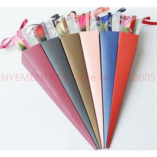 Delicate Flowers Gift Box Packing Single Rose Holder PVC Triangle Box With Ribbon Floral Arragement Florist Supplies 20pcs